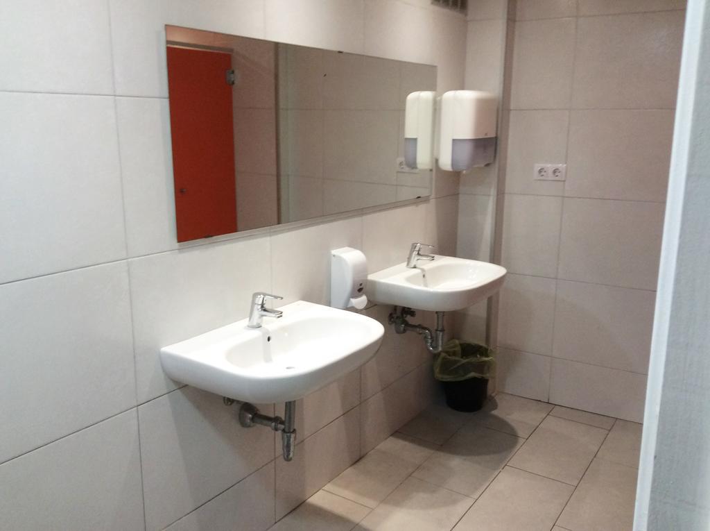 Hostelscat Барселона Екстериор снимка