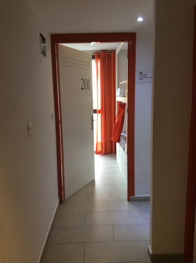 Hostelscat Барселона Екстериор снимка