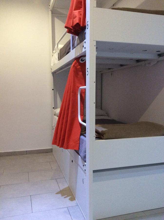 Hostelscat Барселона Екстериор снимка